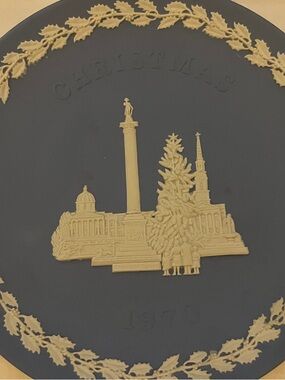 Wedgwood Blue and Ivory Christmas Relief Plaque - Trafalgar Scene